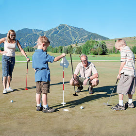 THIODOON adjustable shaft length accommodates kids, teens, and adults.