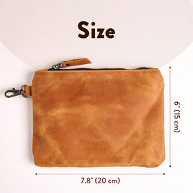TORAKIP pouch with zipper closure keeps contents secure during play