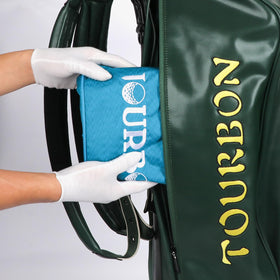 33-inch slim profile highlighted by a lightweight, easy-to-carry silhouette.
