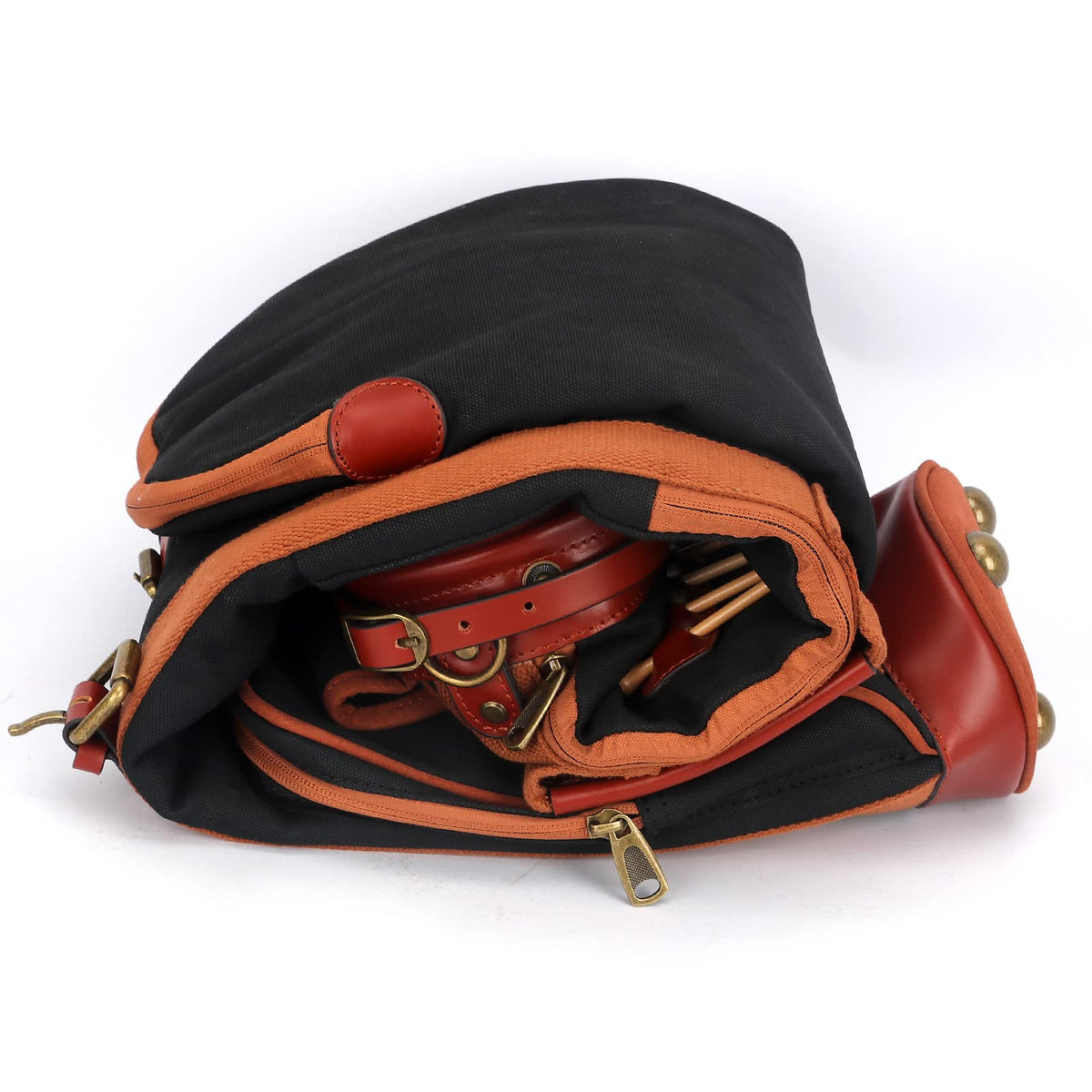 TOURBON bag with pockets for tees and divot tools ready for play