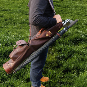 TOURBON top handle provides a firm grip for easy carrying.