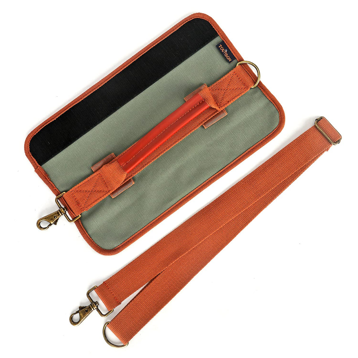 TOURBON neoprene padding cushions clubs, reducing slippage and protecting gear.