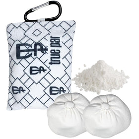 True Par Disc Golf Chalk Bag refillable design keeps you stocked for long sessions.