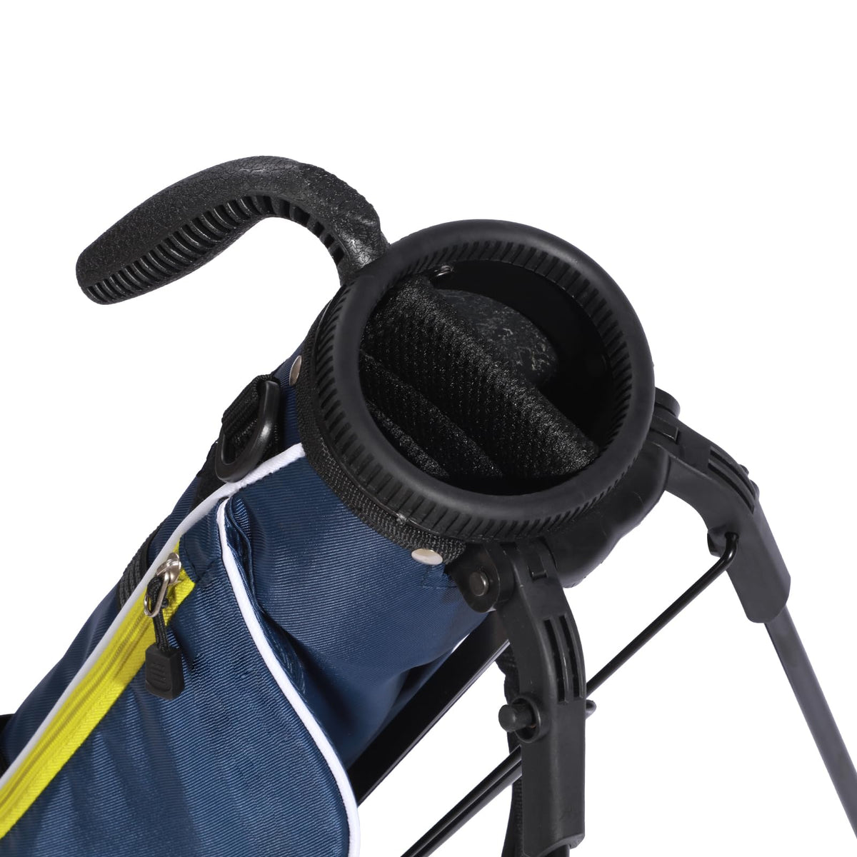 T WINSOLOGY golf bag stand and handle demonstrate durable, one-handed opening for easy transitions.