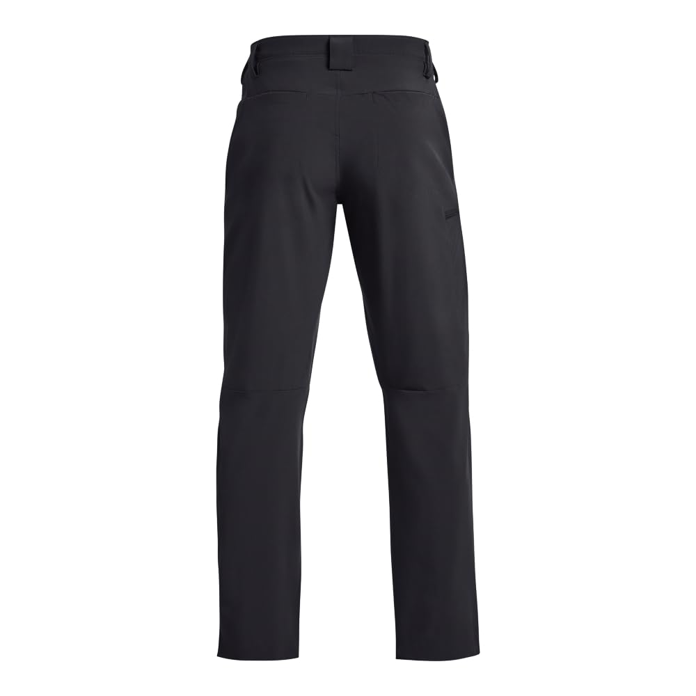 Under Armour Defender Pants knee seam design enables full range of motion.