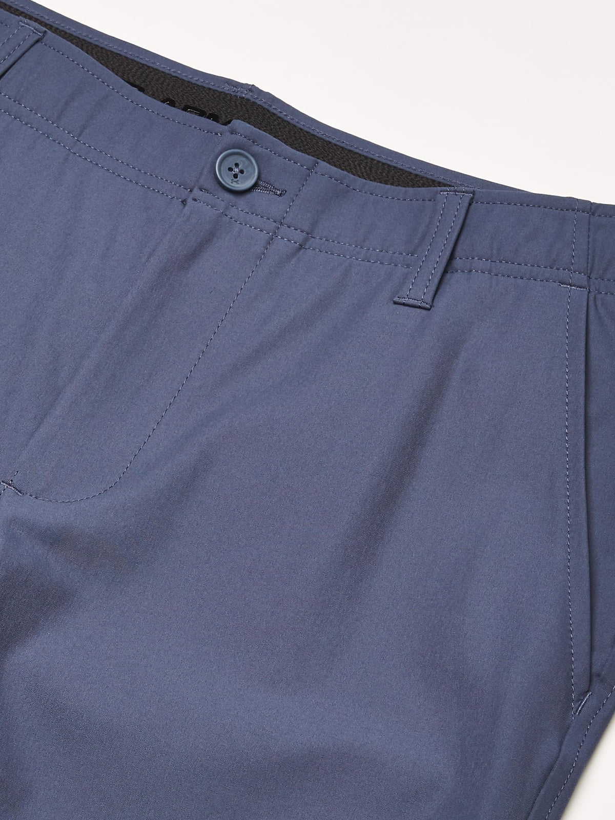 Under Armour Drive Pants water-repellent UA Storm finish keeps you dry.