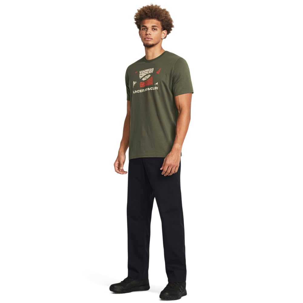 Under Armour pants side pocket detail highlights convenient storage for everyday wear.