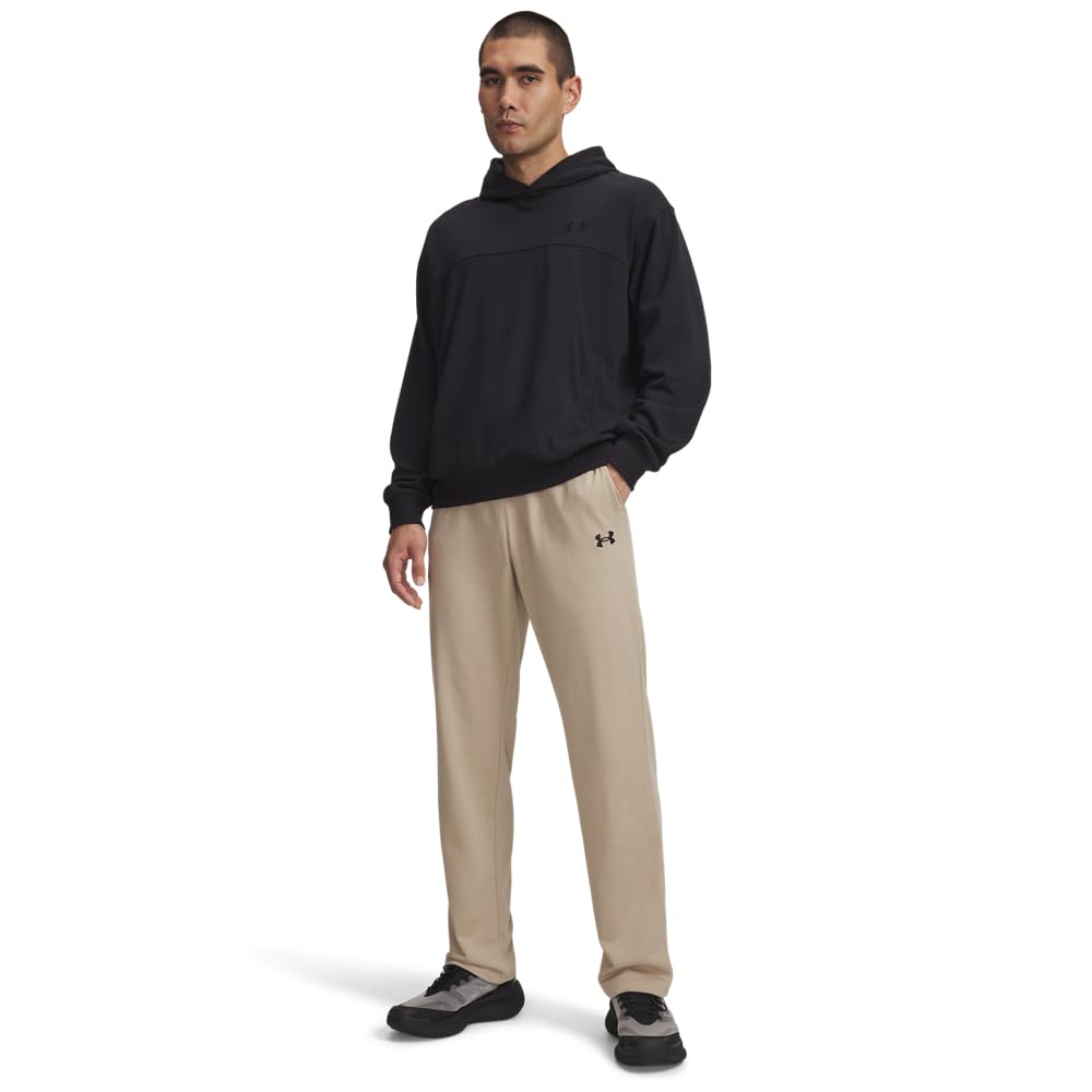Under Armour Rival Lightweight Pants in Black ideal for cool evenings and workouts.