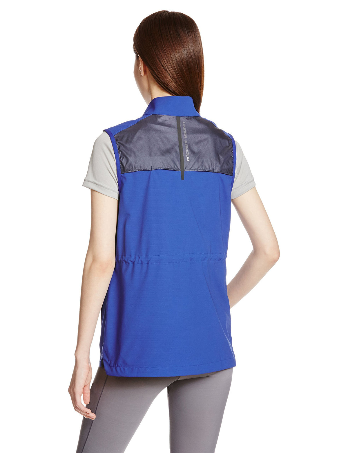 Under Armour UA Windbreaker SM Royal back panel vent boosts breathability during activity.