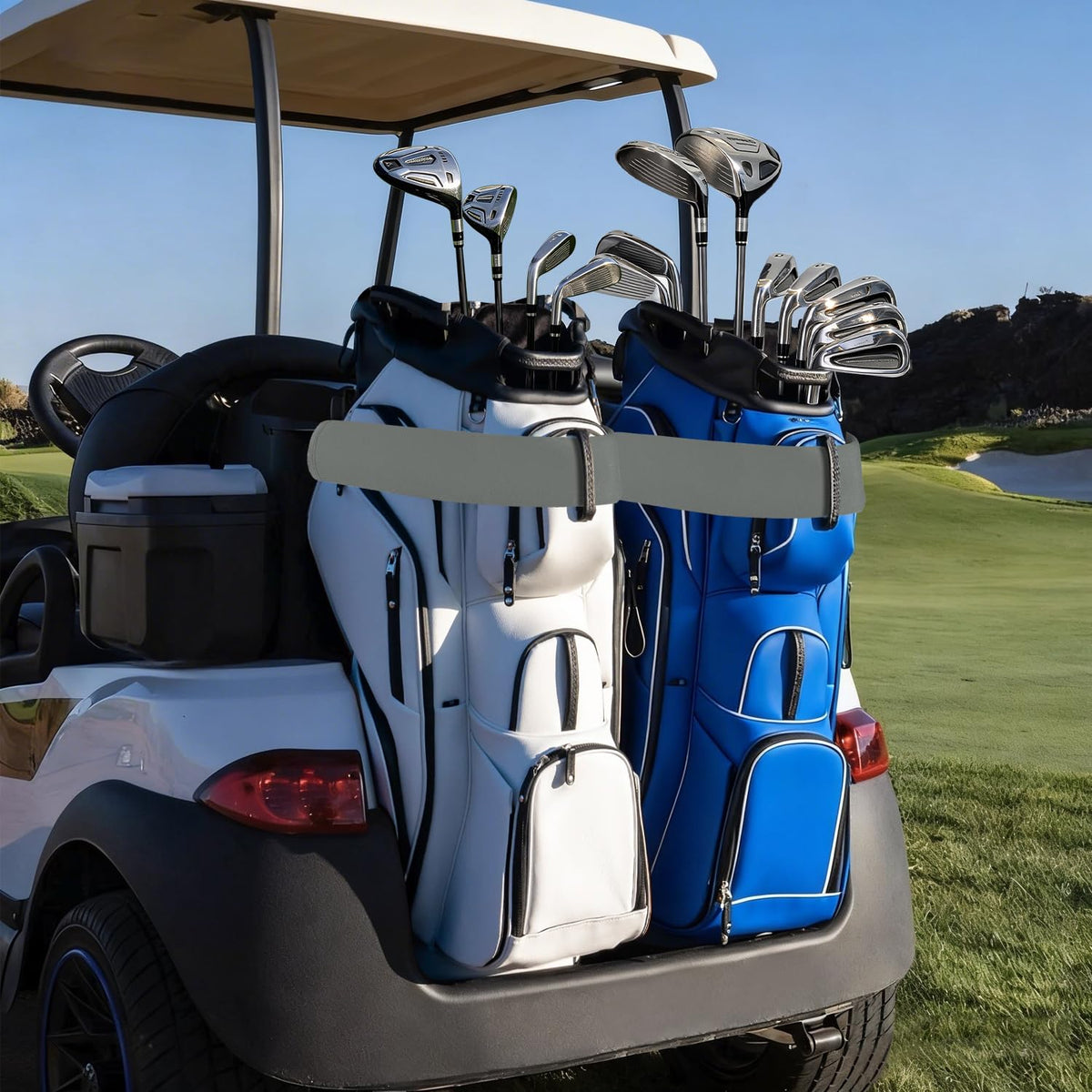 Urgown neoprene sleeve keeps your golf bag looking new during play and travel.