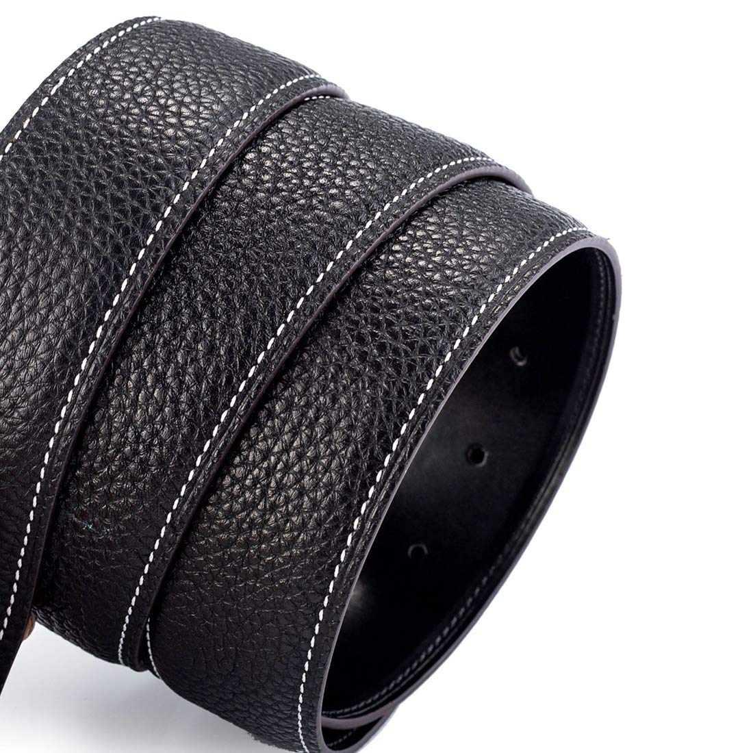 Vatee's black belt strap ready for casual or formal outfits.