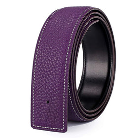 Vatee's leather closeup shows full-grain texture and high-gloss finish.