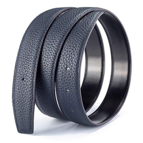 Vatee's full-grain leather strap with durable, high-gloss finish.