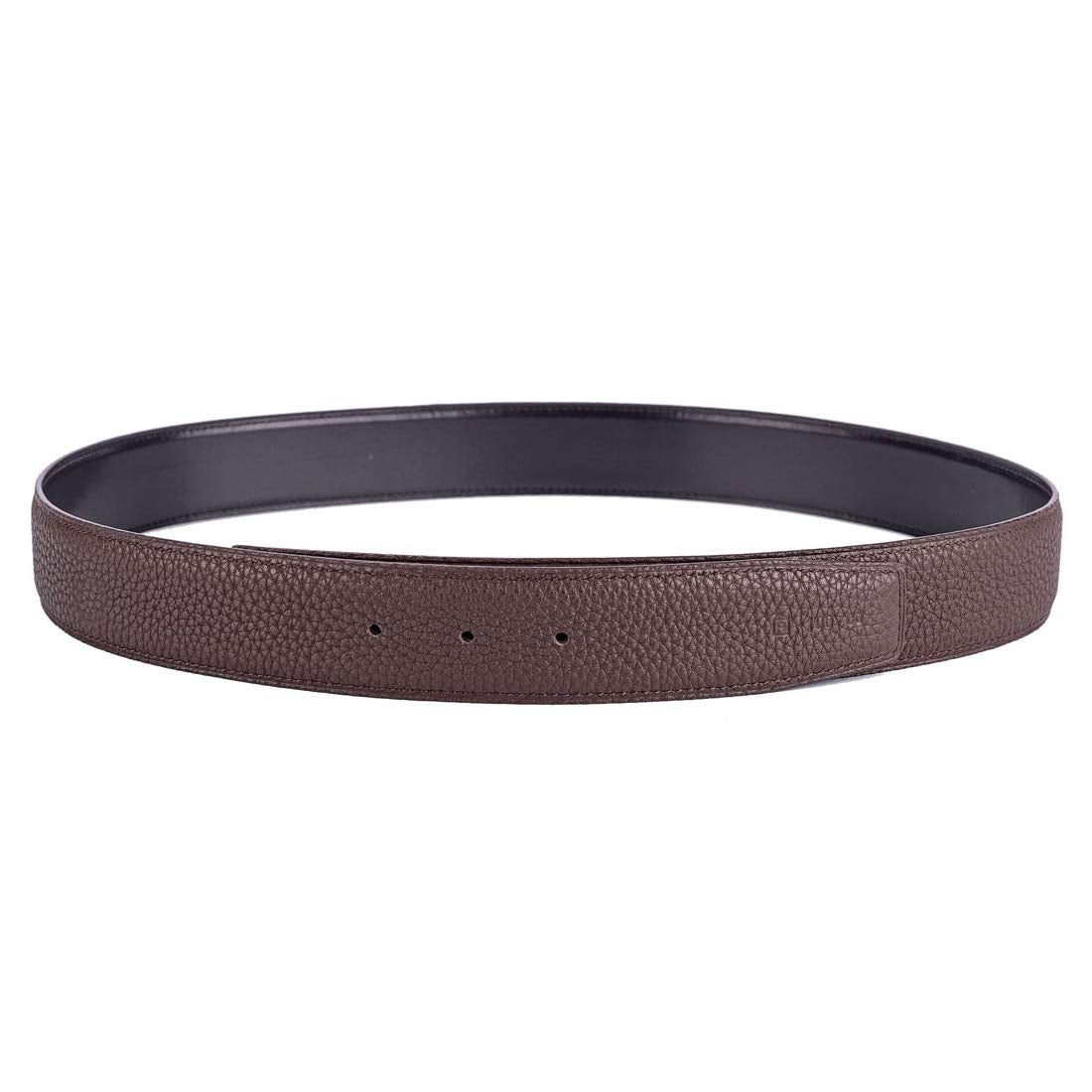 Vatee's belt strap coffee leather texture close-up highlights premium full-grain finish.