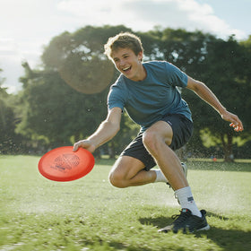 User practicing disc golf in a backyard with VEVOR set