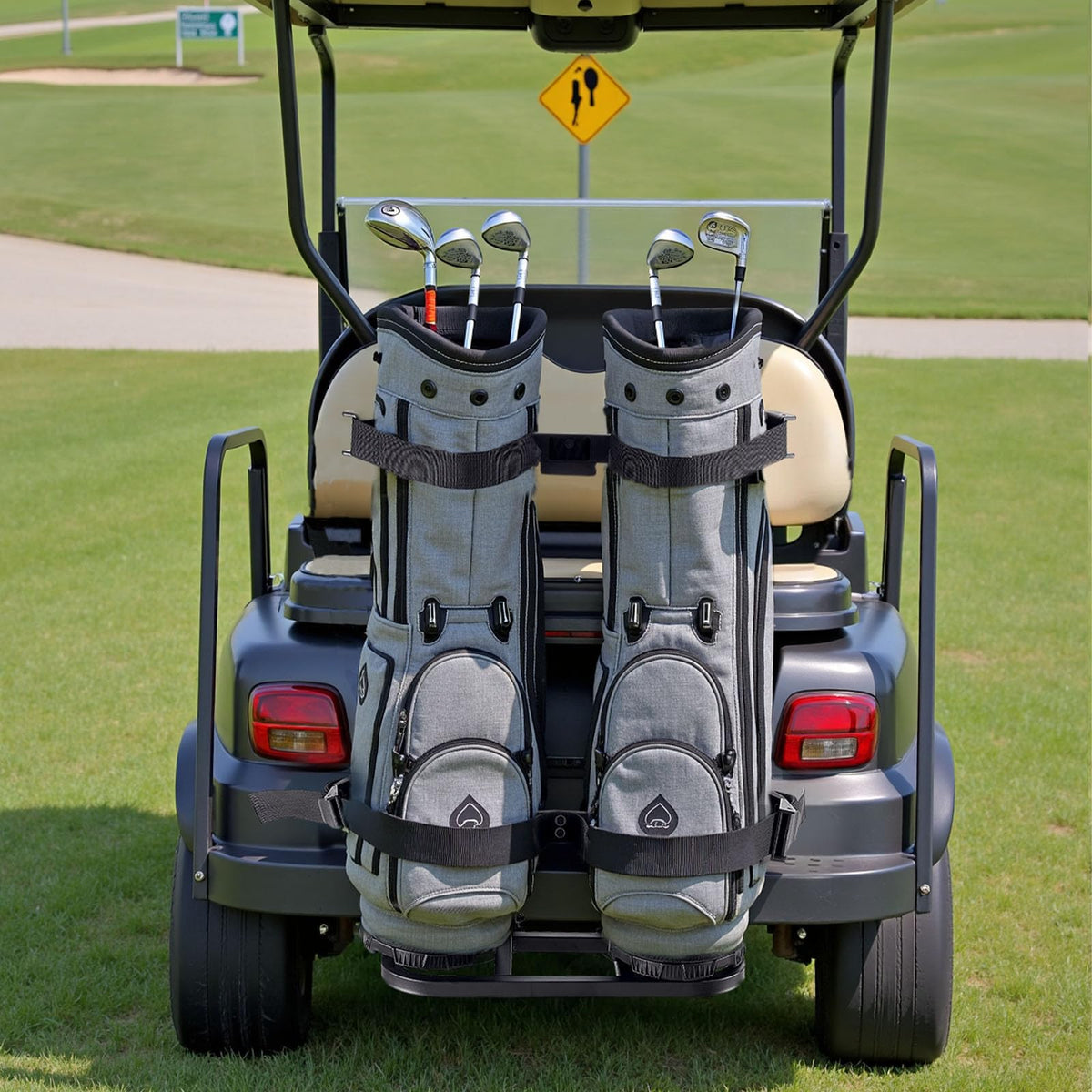 VEVOR space-saving design preserves rear-seat legroom on cart