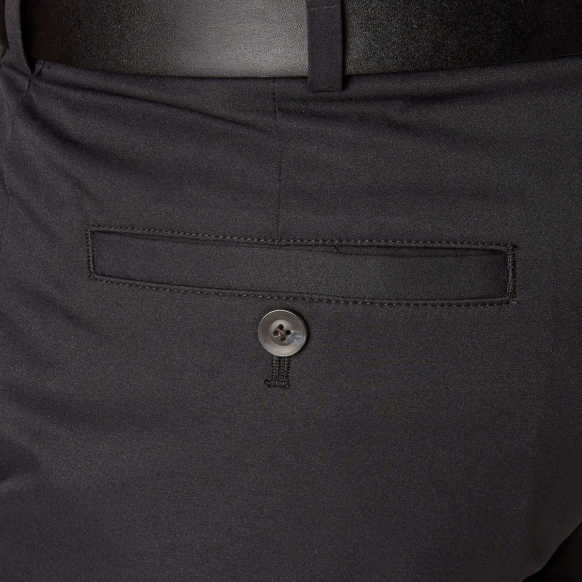 Walter Hagen 11 Majors Core Pants feature 2-way stretch for flexible movement.