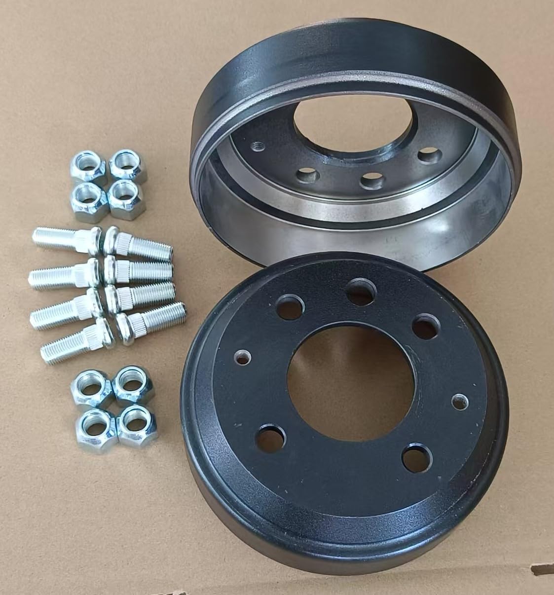 Wantone Racing brake drum 1011137 package for easy replacement and installation.