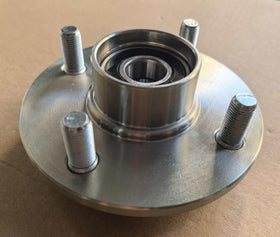 Wantone Racing front wheel hub assembly for Yamaha G8-G29 with bearing for reliable replacement.