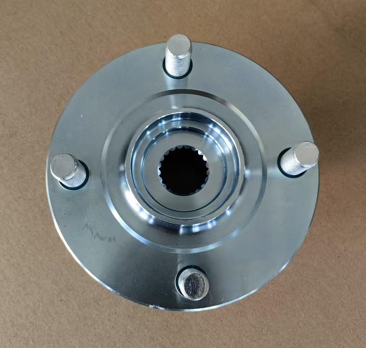 Hub kit image ready for quick installation and reliable service.