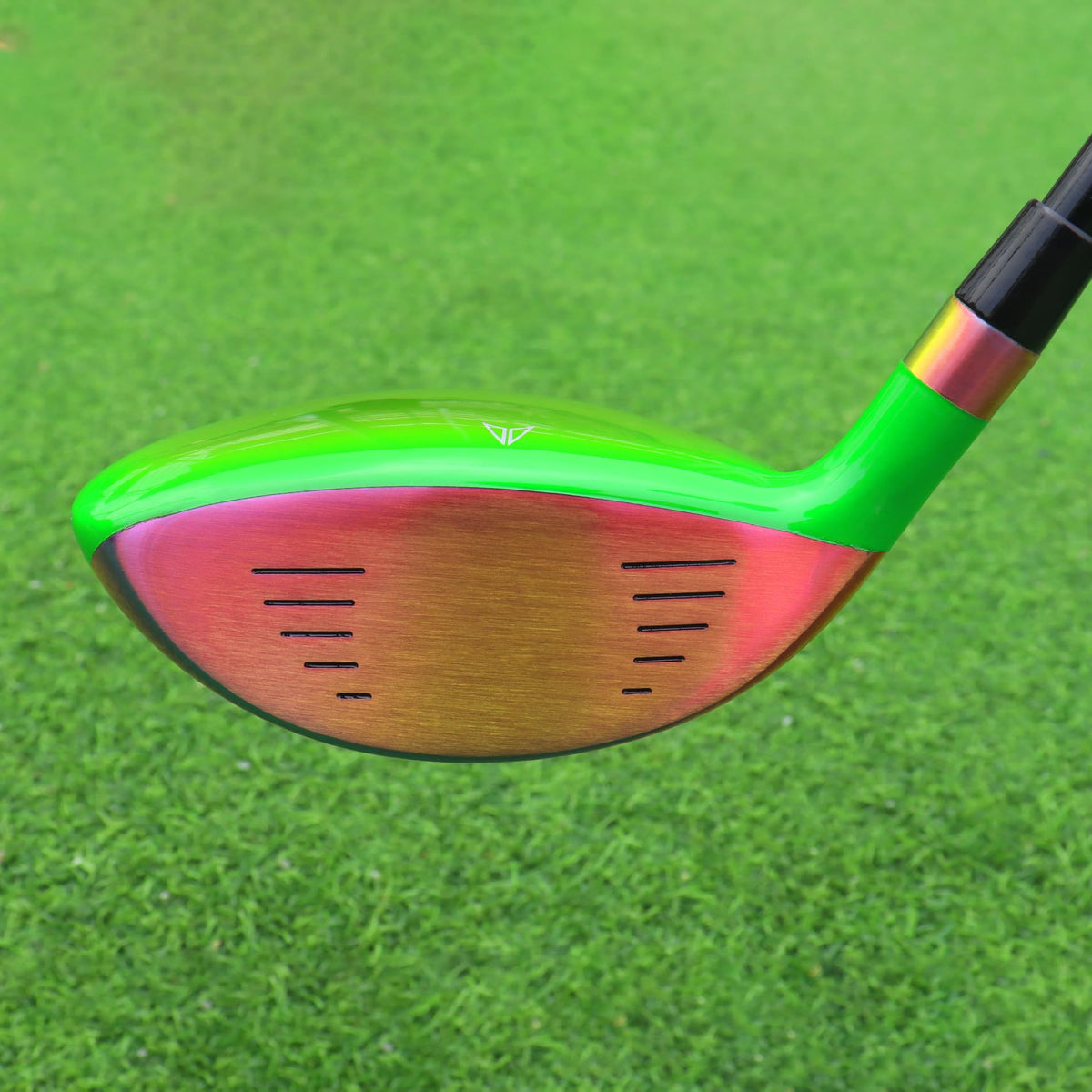 WENGH 5 Wood showing perimeter weighting for higher launch and accuracy.