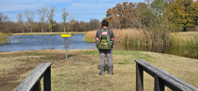 Wildhopperz disc golf backpack padded straps enable comfortable all day carry