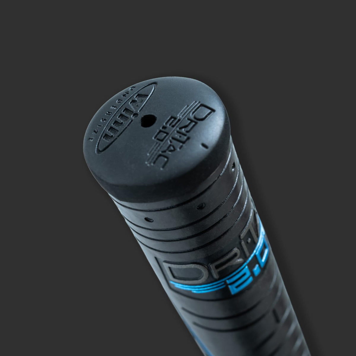 Winn Grips 32DT-JBK Dri-Tac 2.0 grip stack demonstrating 13-piece bundle for clubs