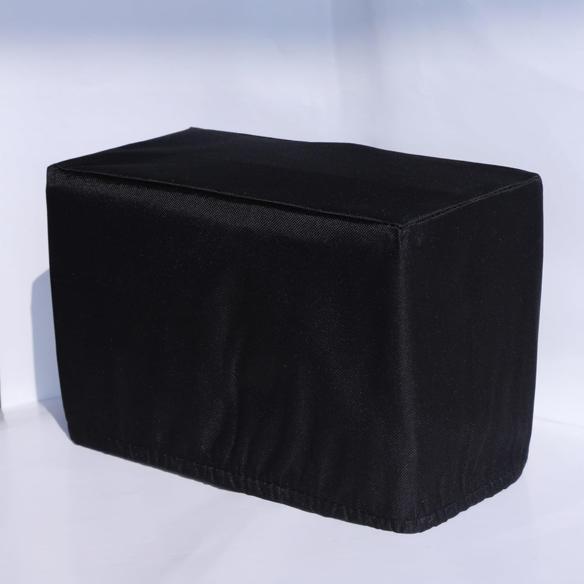Woho compact, foldable cover stores easily in the center console.