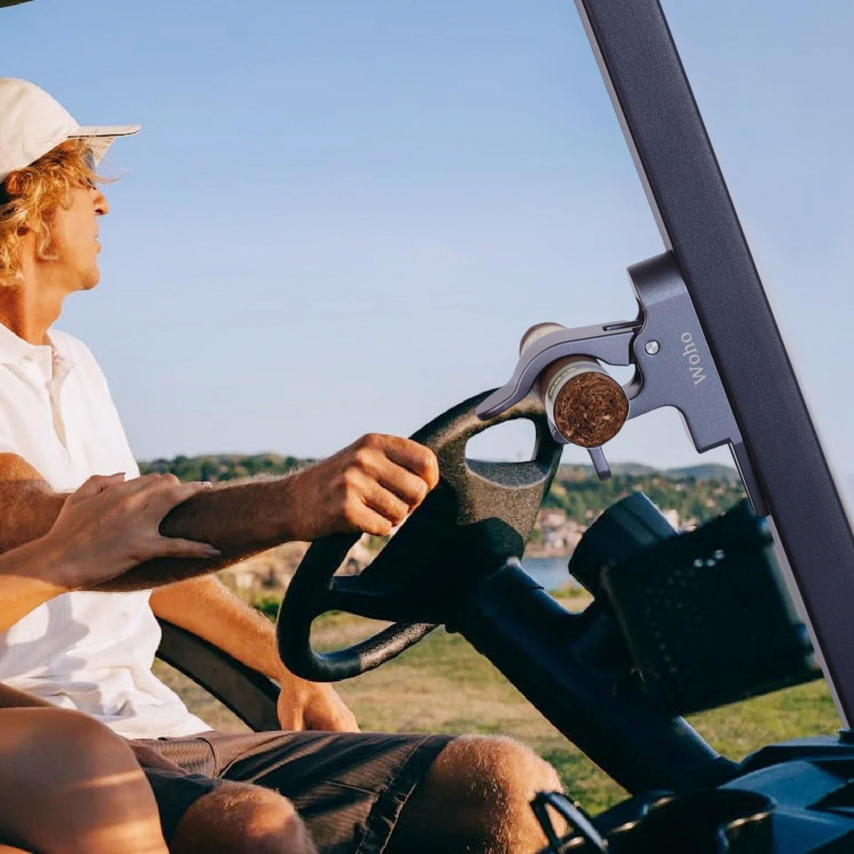 Woho magnetic clip on metal surface demonstrates hands-free use during swing