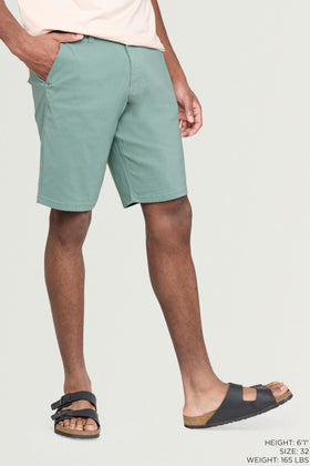 X RAY men's golf shorts with trouser-fit for comfortable movement.