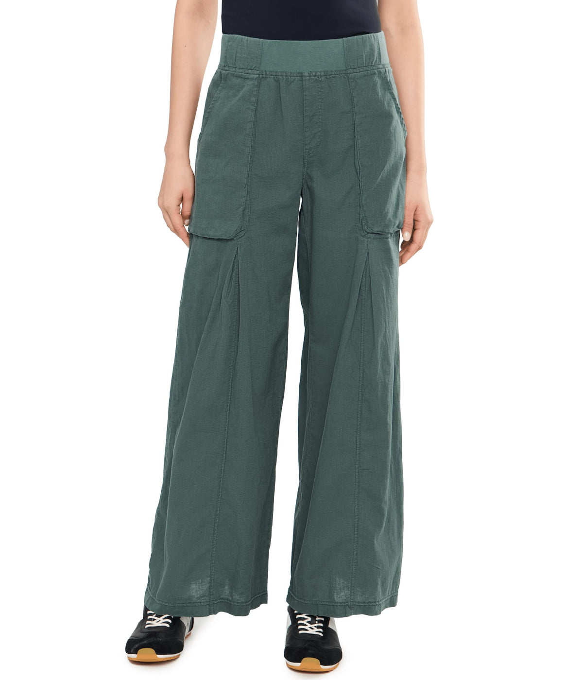 XCVI Charli wide-leg Hawthorn Leaf front view, relaxed silhouette.