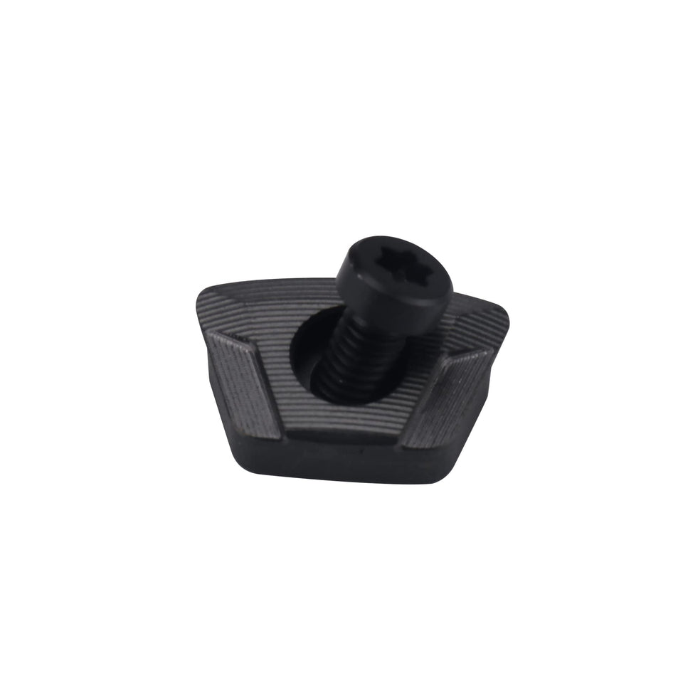 XFDACOV golf weight screw 18g closeup for precise weight tuning