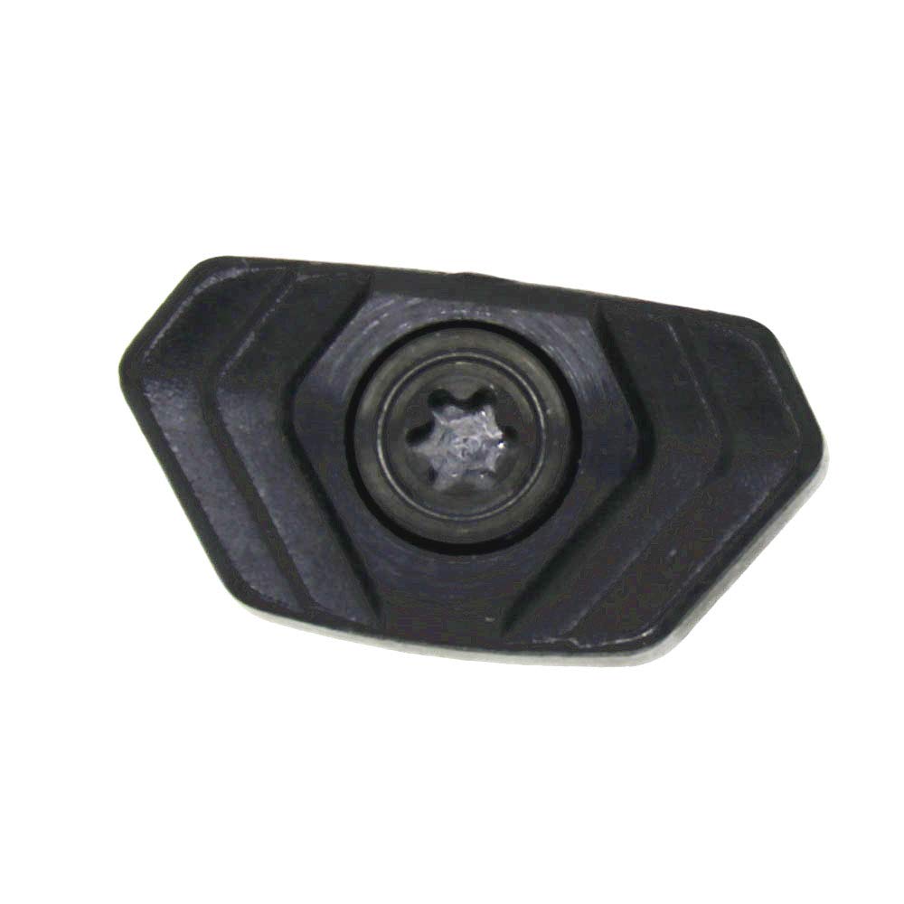 XFDACOV weight screw-in spot demonstrates easy installation on TS2/TS4.