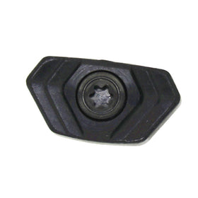 XFDACOV weight screw-in spot demonstrates easy installation on TS2/TS4.
