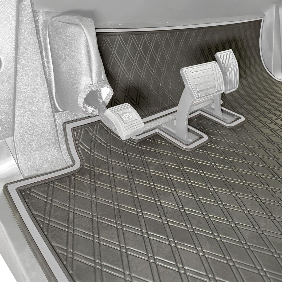 Xtreme Mats 8 mm thick mat offers solid footing and grip.