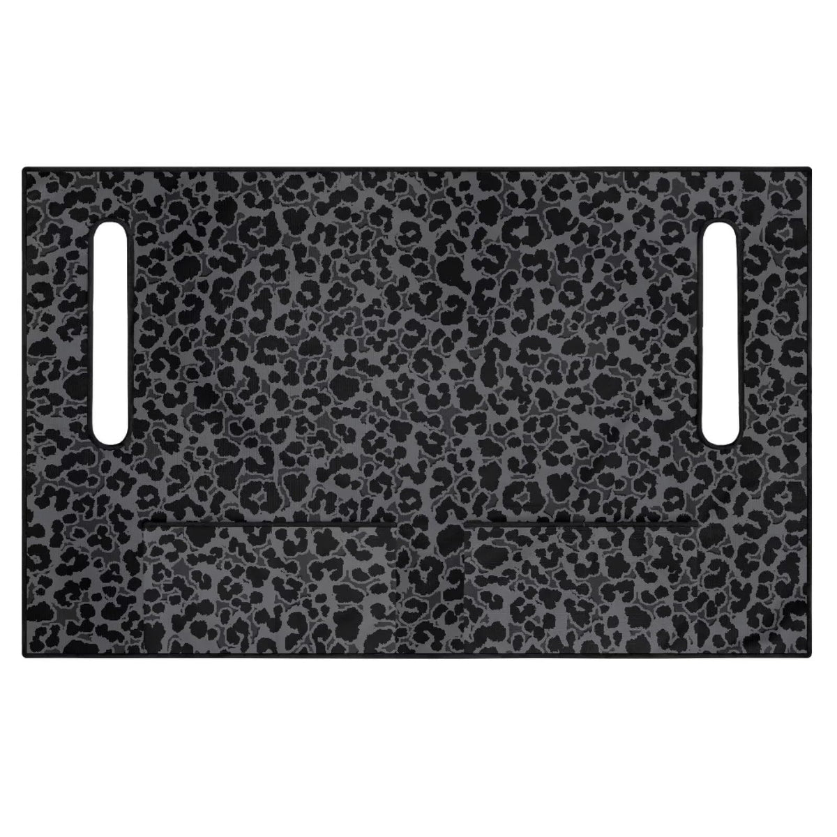 Xumfabuy black cheetah print seat towel keeps seats dry and protected.