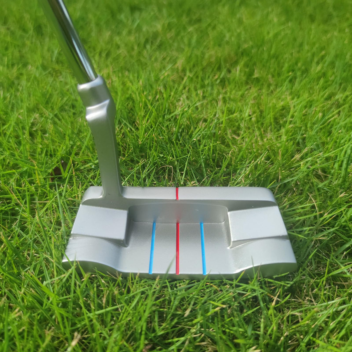 Yamato alignment markings improve ball positioning and aiming consistency.