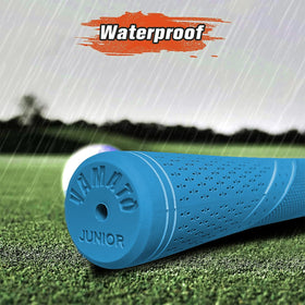 Natural rubber material provides comfortable, durable grip for juniors