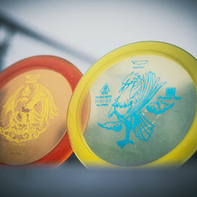 Yikun Phoenix Star Line plastic highlights durability and translucence for eye-catching play