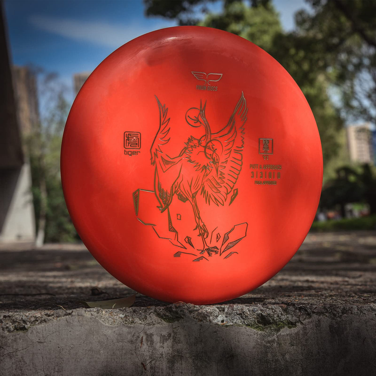 Yikun Tiger Line putter diameter and weight guidance around 165–170 g for control.