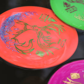 Yikundiscs Yikun disc golf driver has 213mm diameter for comfortable grip