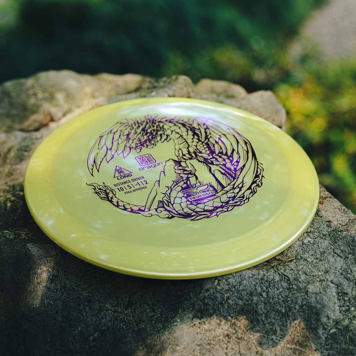 Yikundiscs Yikun fairway driver weight-170-175g supports versatile power and stability.