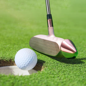Zcoorey putter face close-up showcases honeycomb grooves for stable roll and improved touch.