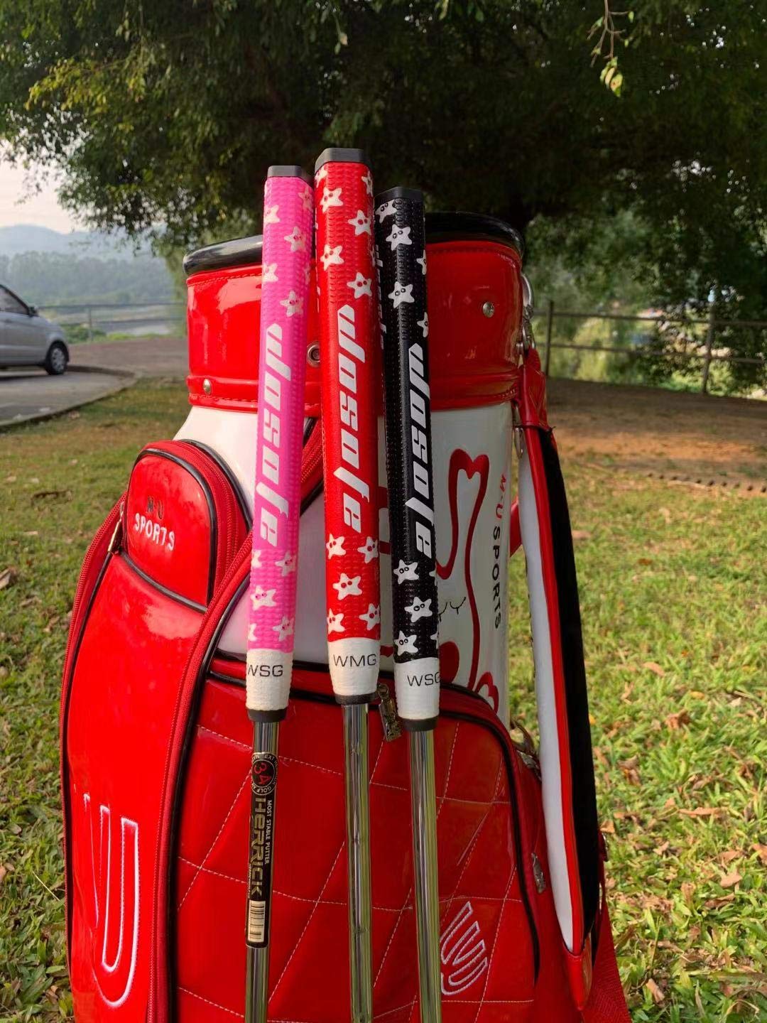 11-inch grip length offers versatile hand placement and control.