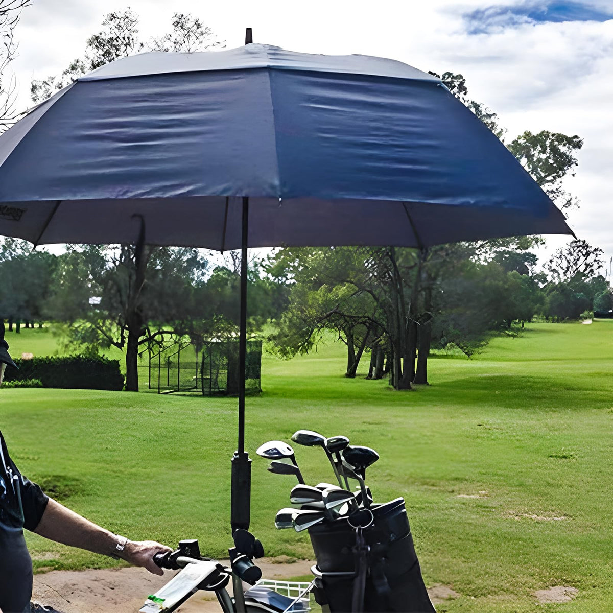 ZGWANSUI adjustable angle umbrella holder provides directional shade